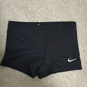 Girls Nike Volleyball Shorts - Size: Girls Medium